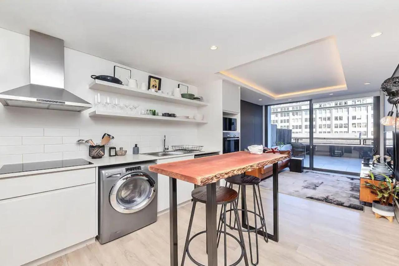Luxurious 2 Bd In Woodstock * Cape Town